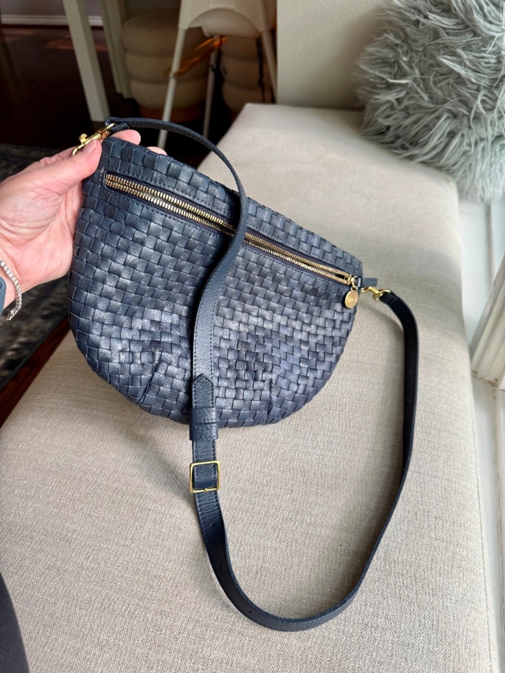 CLARE V GRANDE FANNY - BLEU MARINE WOVEN (Like New)